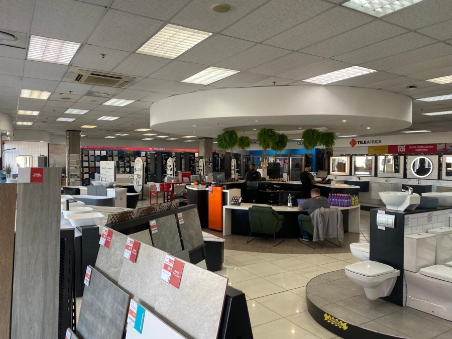 To Let commercial Property for Rent in Paarden Eiland Western Cape
